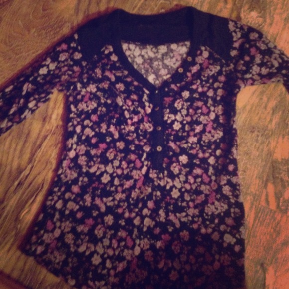 Floral top black and purples