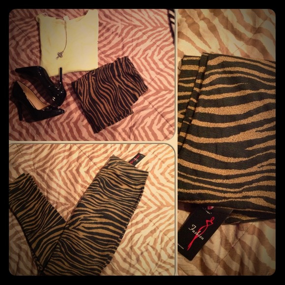🚫SOLD🚫Brown Zebra Legging