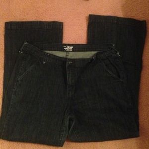 Old navy dark wash trouser denim