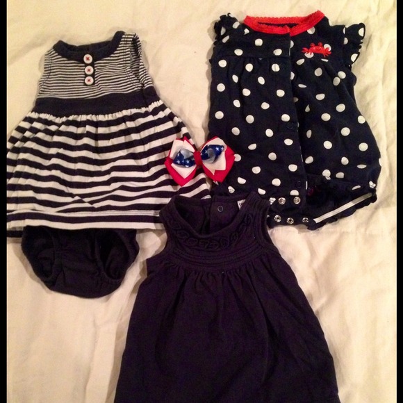 Newborn girl clothes and bow