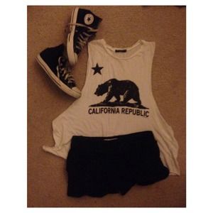 BRANDY MELVILLE California republic muscle tee