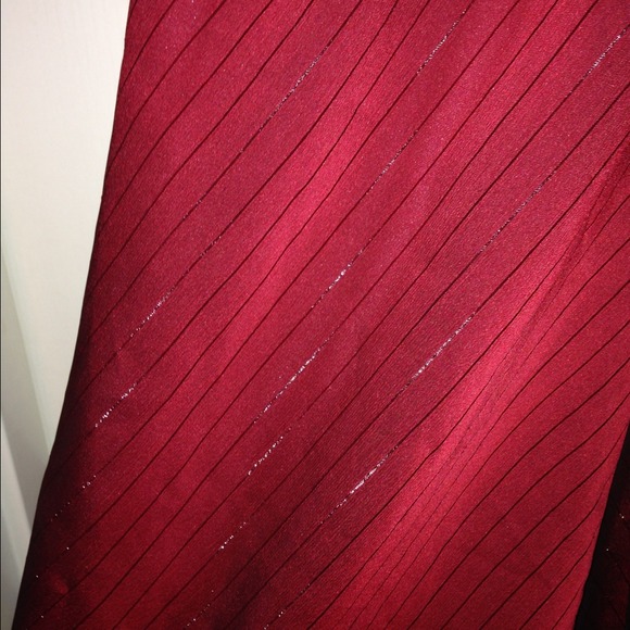 Bisou bisou red holiday dress - Picture 2 of 4