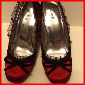 Red & Black Lace & Velvet Bows