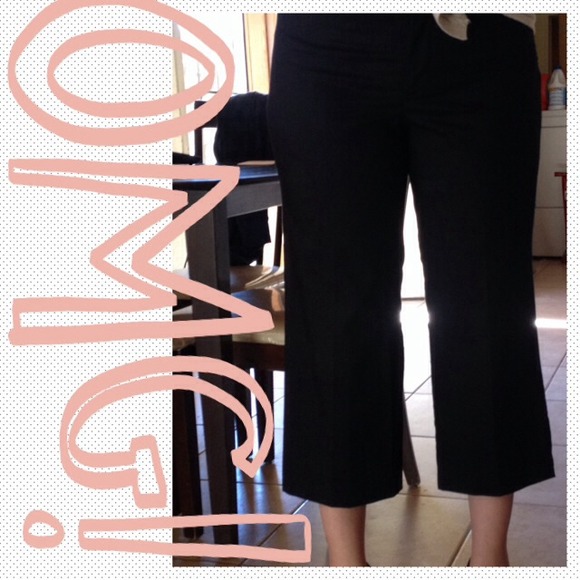 Black Dressy Capris! 😍