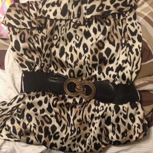 Leopard top with belt.