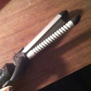 Revlon ceramic hair curler