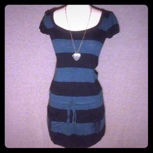 👉$5👈American Eagle sweater tunic
