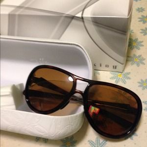 ⛔️SOLD ⛔️💯authentic Polarized OAKLEY sunglasses