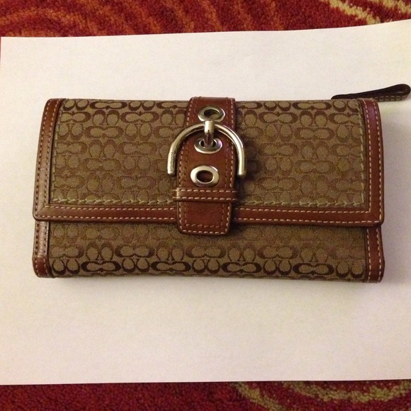 Coach wallet