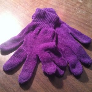 Purple gloves