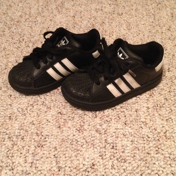 Toddler shoes
