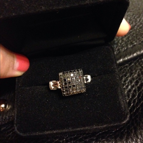 Authentic diamond ring!! - Picture 3 of 3