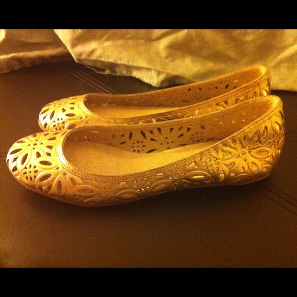 Ciao Bella Shoes - Gold Ciao Bella flats