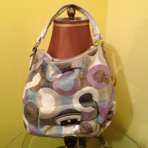 On hold for gggina169 Pre-loved coach bag