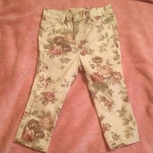 New Joe Fresh floral skinny jeans/pants