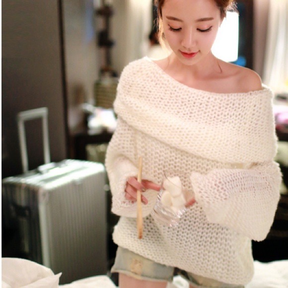 Sweaters - sexy off shoulder sweater