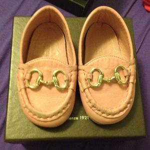 Baby girl kids Gucci pink moccasin driving shoes