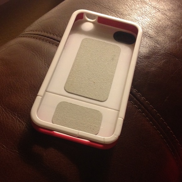 Incase - Picture 1 of 4