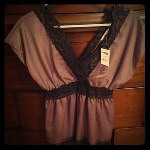 Dark gray  polyester top with black lace. (sm) NWT