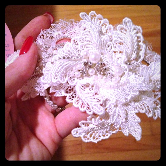 Bridal headpiece brand new!!