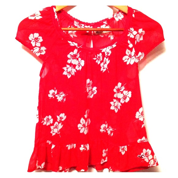 Flower print Hollister blouse new w/o tags