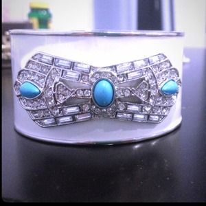 NWOT white bangle with turquoise stones!