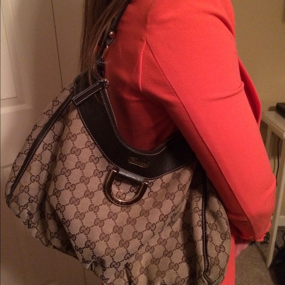 ❌SOLD❌Gucci 'D Gold' large hobo with D-ring detail - Picture 3 of 4