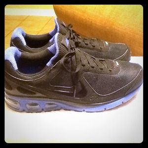 SOLD-Air Max Turbulence 16