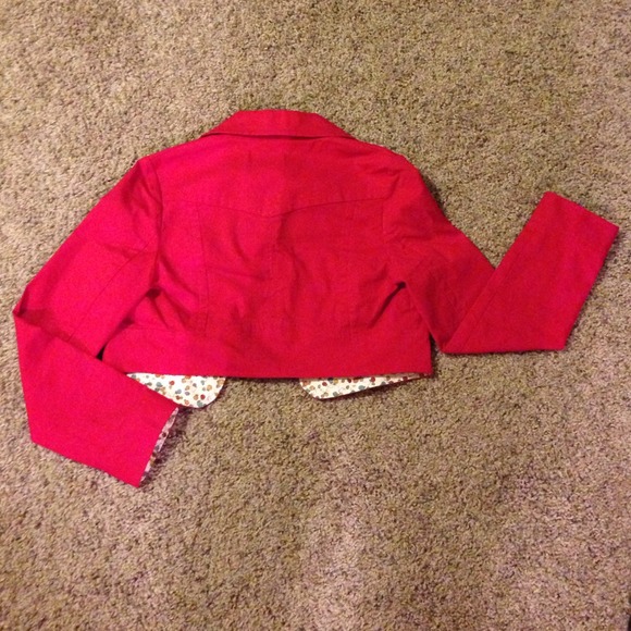 Crop Jacket - Red - Picture 3 of 4
