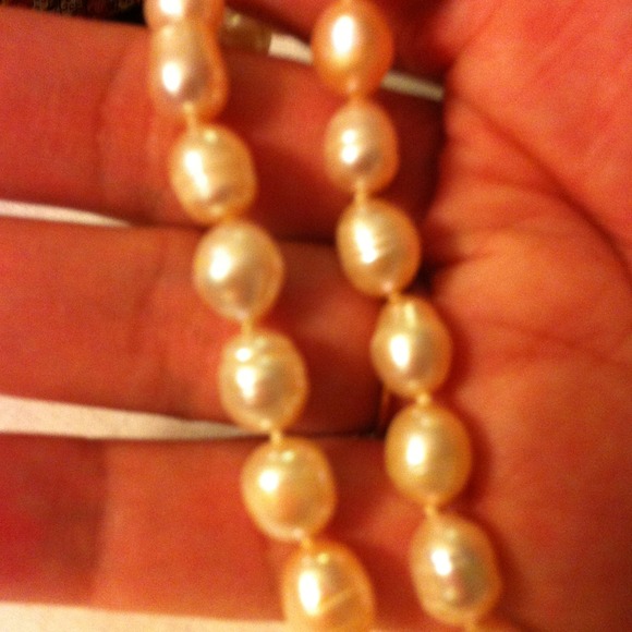 🚫🚫 SOLD🚫🚫Fresh water pearl necklace SOLD - Picture 3 of 4