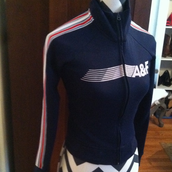 A & F track jacket - Picture 2 of 3
