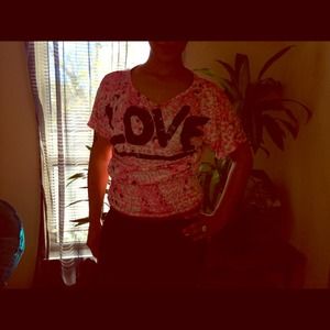 Pink LOVE shirt 💕💖