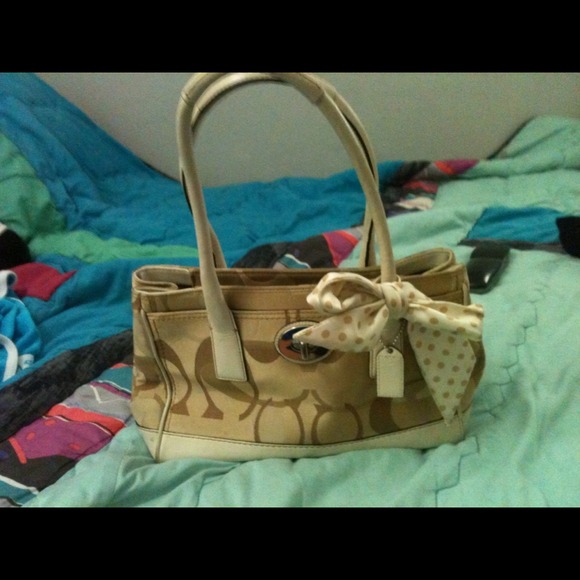 Coach purse