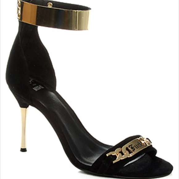 BRAND NEW Jeffrey Campbell Malice Shoe