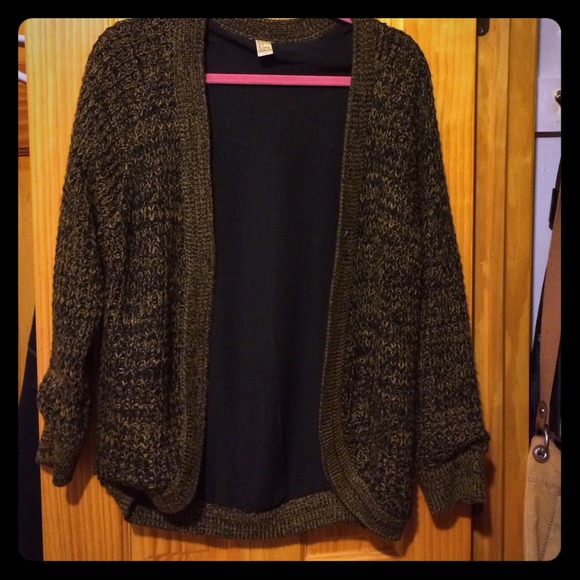 Knit cardigan