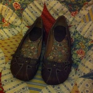 Brown flats