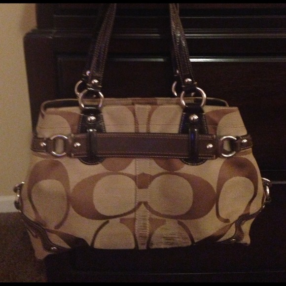 Authentic Coach Purse - Picture 2 of 3