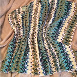 Super cute😆 size L/XL one shoulder shirt tribal!