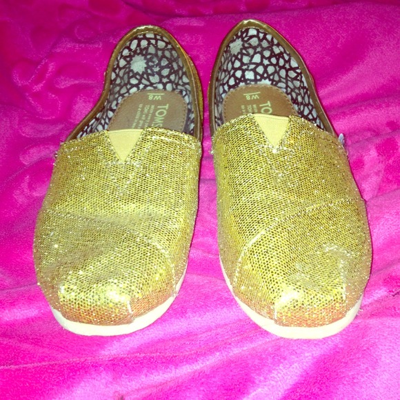 Gold sparkle toms - Picture 1 of 4