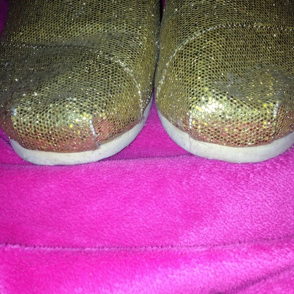 Gold sparkle toms - Picture 4 of 4