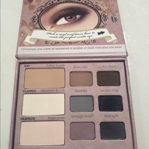 Too Faced matte eye palette