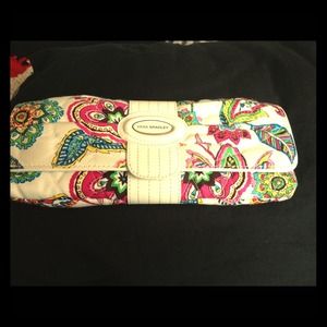 Vera Bradley Clutch!