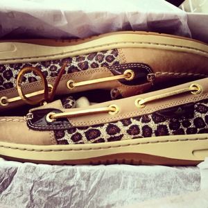 Leopard Print Sperrys