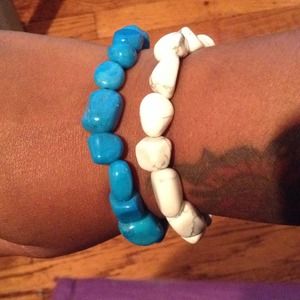 2 new natural stone bracelets