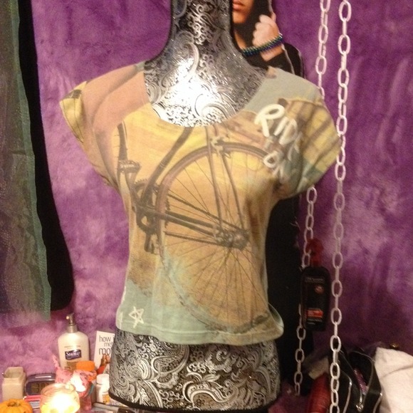 Crop top
