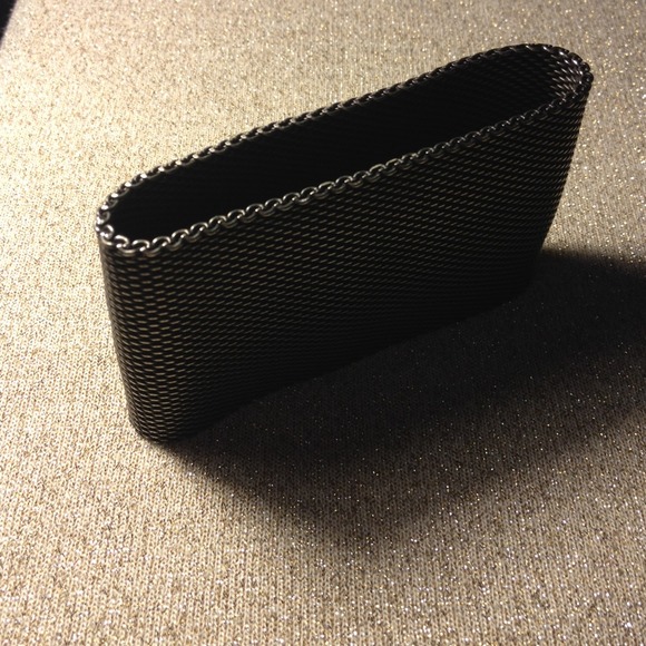 Gorgeous bendable Dress Bracelet! - Picture 4 of 6