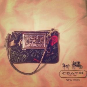 Coach Poppy Grafitti    SOLD