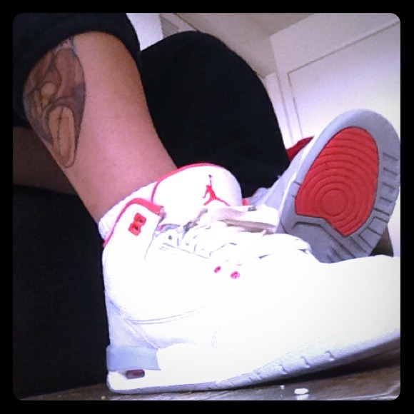 Jordan 3 gs size 7y