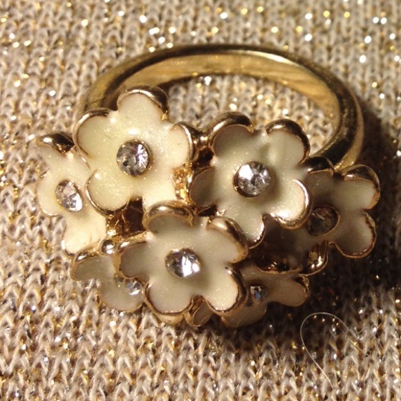 RING BUNDLE - Picture 3 of 4