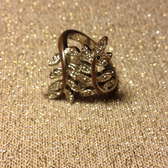 Silver and pearl jewelry bundle! - Picture 3 of 3